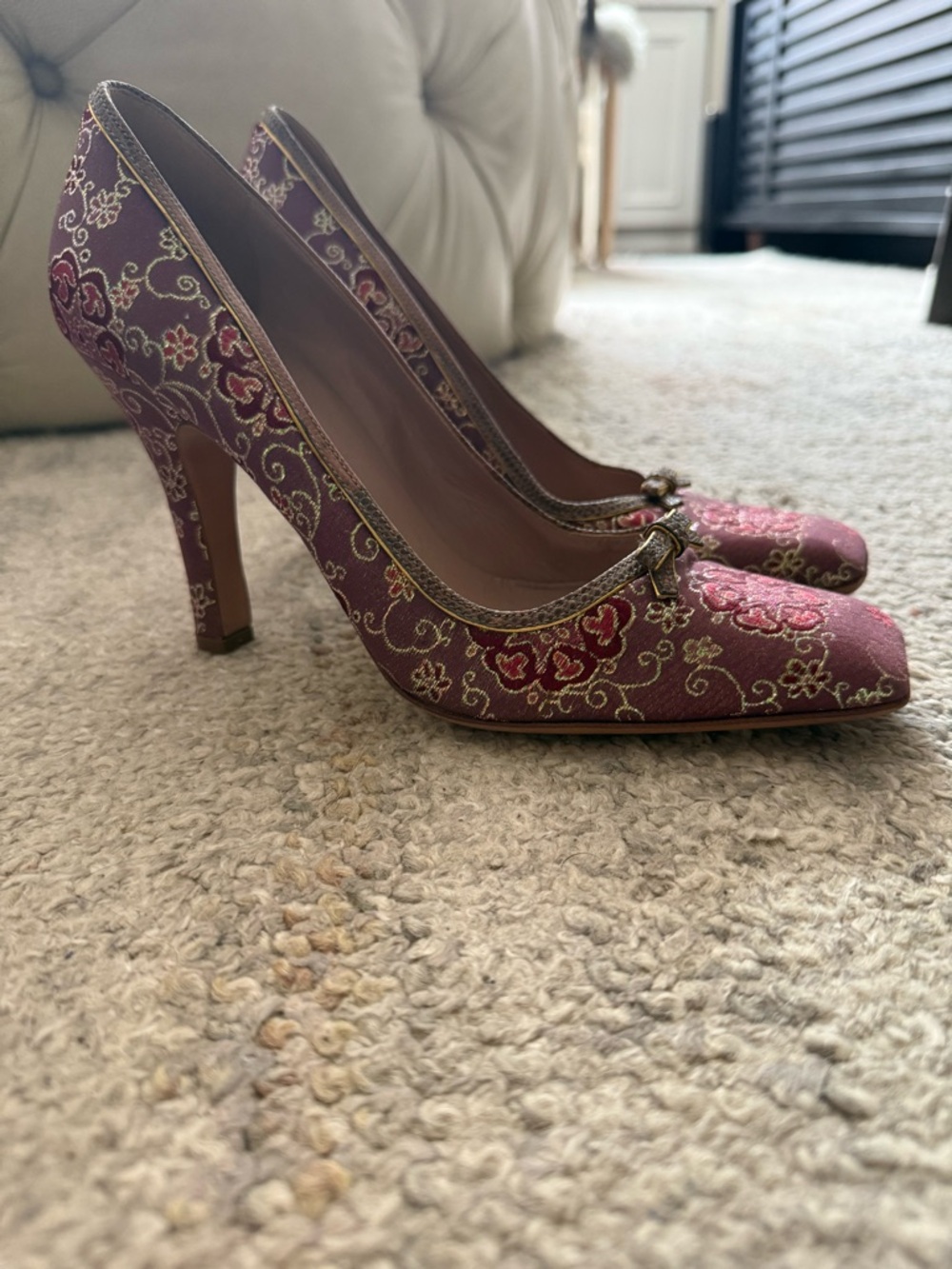 Vintage Prada Plum & Gold Brocade Pumps - Picture 7 of 9